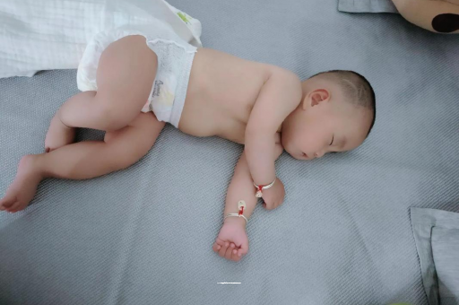 哈尔滨宝宝流白色粘鼻涕